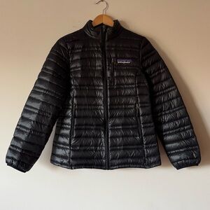 Patagonia Thin Puffer Down Jacket